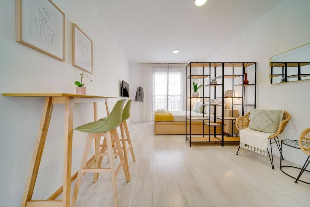 Sophisticated Studio In The Center Of Màlaga Exteriér fotografie
